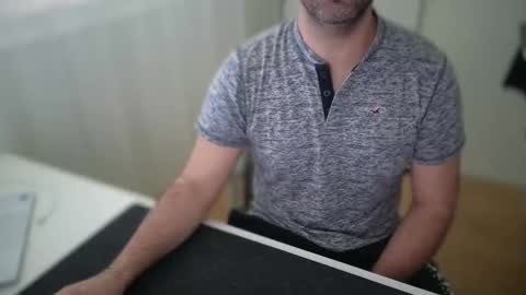 Forbidden Shape online show from 04/24/26, 09:56