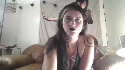 forestdarling online show from 09/26/25, 12:58