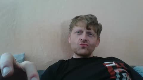 Snapshot of forgotten_lover chatting on 01/16/26, 09:35 forgotten_lover online show from 01/16/26, 09:35