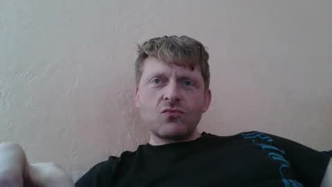 Snapshot of forgotten_lover chatting on 02/13/26, 09:16 forgotten_lover online show from 02/13/26, 09:16