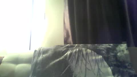 Snapshot of fouraide42 chatting on 12/13/24, 01:04 fouraide42 online show from 12/13/24, 01:04