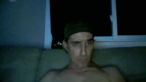 Snapshot of fouraide42 chatting on 01/03/25, 01:48 fouraide42 online show from 01/03/25, 01:48