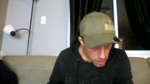 Snapshot of fouraide42 chatting on 01/07/25, 01:49 fouraide42 online show from 01/07/25, 01:49
