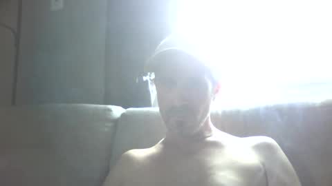Snapshot of fouraide42 chatting on 02/21/25, 01:33 fouraide42 online show from 02/21/25, 01:33