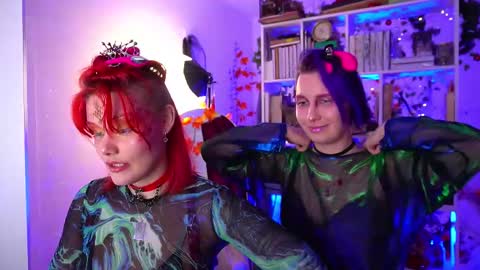 Snapshot of fox_and_dog chatting on 11/13/25, 05:56 Senya subscribe to telegram channel online show from 11/13/25, 05:56