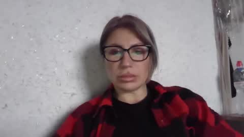 fox_red_lady7 online show from 02/18/26, 10:11