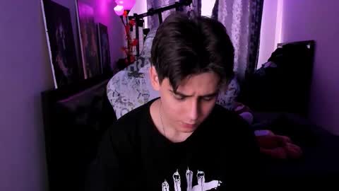 Foxicfu online show from 03/19/26, 07:34