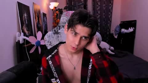 Foxicfu online show from 04/14/26, 03:07