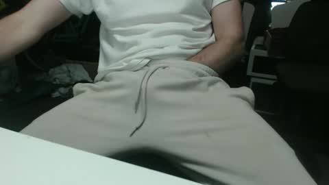 foxit94 online show from 11/09/25, 10:35