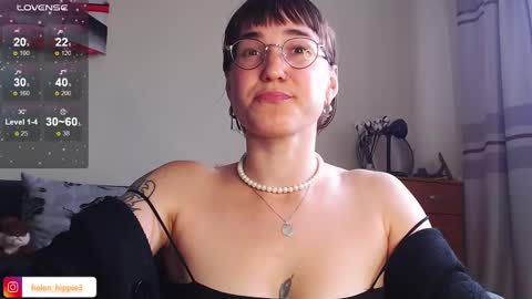 Snapshot of foxrinehelen chatting on 09/11/25, 04:07 Helen - My streams are Monday - Friday at 8 AM NY time online show from 09/11/25, 04:07