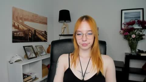 Snapshot of foxsonya chatting on 06/01/26, 05:53 Sonya online show from 06/01/26, 05:53