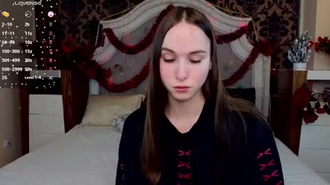 Snapshot of foxxy_girl_ chatting on 12/15/25, 06:06 andice online show from 12/15/25, 06:06