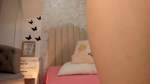 Foxy online show from 11/11/25, 08:31