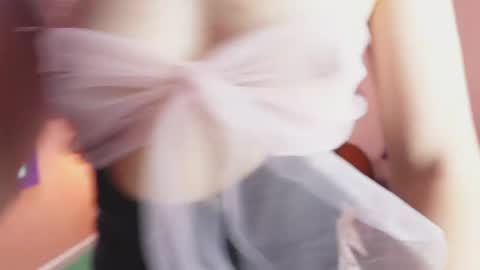 Miss Evans online show from 04/01/26, 06:05