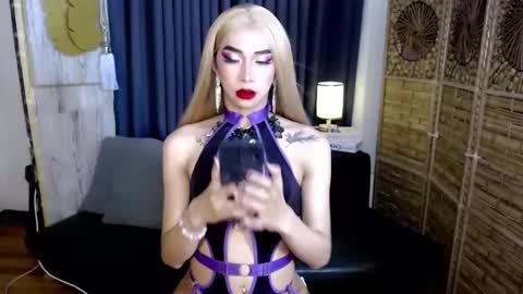 foxy_goddess online show from 02/01/26, 05:00