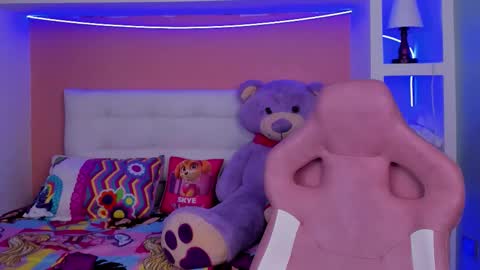 Loren online show from 03/14/26, 11:04