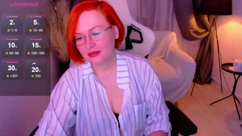 Snapshot of foxy_queeen chatting on 05/08/26, 07:03 Lola online show from 05/08/26, 07:03