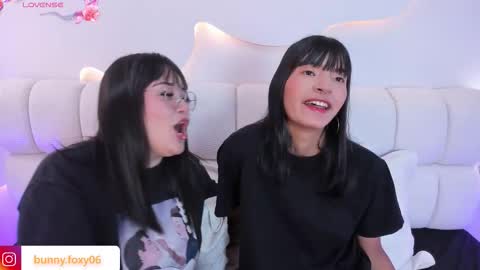 FOXY AND BUNNY online show from 03/26/26, 06:08