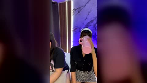 FOXY AND BUNNY online show from 04/21/26, 04:41