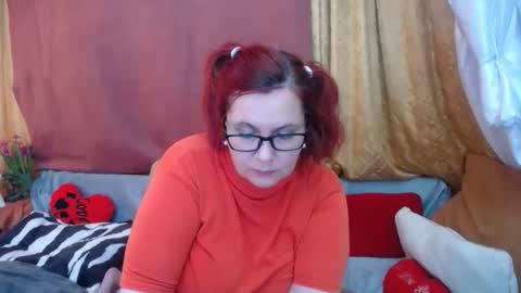 Snapshot of foxydesiree chatting on 04/23/26, 04:57 foxydesiree online show from 04/23/26, 04:57