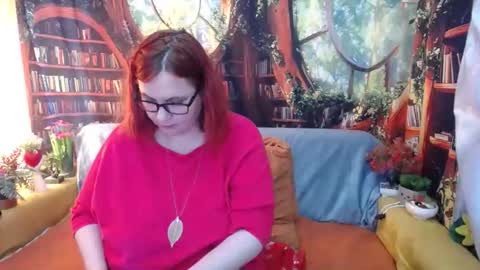 Snapshot of foxydesiree chatting on 06/07/26, 02:43 foxydesiree online show from 06/07/26, 02:43