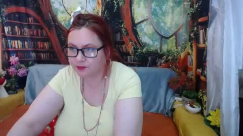 Snapshot of foxydesiree chatting on 06/14/26, 03:03 foxydesiree online show from 06/14/26, 03:03
