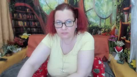 Snapshot of foxydesiree chatting on 07/10/26, 10:01 foxydesiree online show from 07/10/26, 10:01