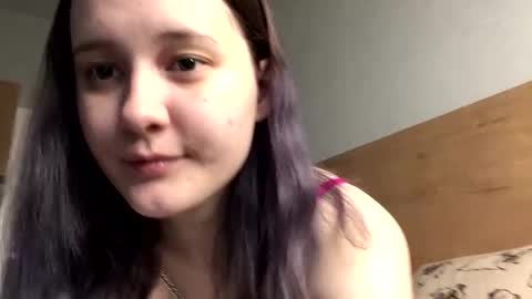 Snapshot of foxydollkate chatting on 09/18/25, 03:52 Kate online show from 09/18/25, 03:52