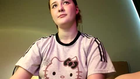 Snapshot of foxydollkate chatting on 05/09/26, 11:37 Kate online show from 05/09/26, 11:37