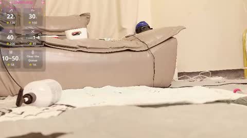 yiyi online show from 04/18/26, 11:58