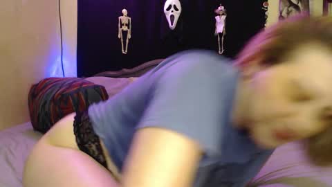 Snapshot of foxymalloryknoxy69 chatting on 10/10/25, 08:24 Mallory Koxx online show from 10/10/25, 08:24