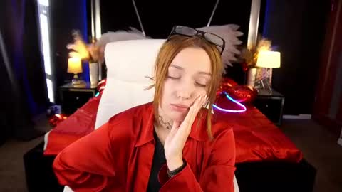 Snapshot of foxymayy chatting on 06/23/26, 02:48 Maya online show from 06/23/26, 02:48