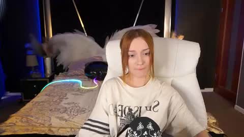 Snapshot of foxymayy chatting on 06/26/26, 01:26 Maya online show from 06/26/26, 01:26