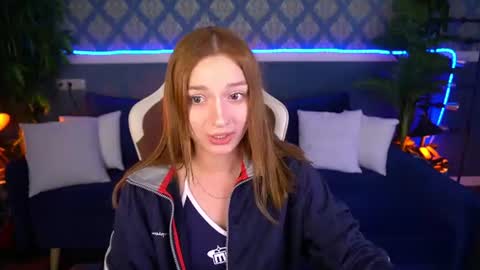 Snapshot of foxymayy chatting on 07/05/26, 06:59 Maya online show from 07/05/26, 06:59