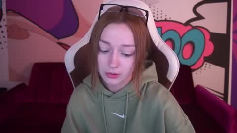Snapshot of foxymayy chatting on 07/09/26, 01:37 Maya online show from 07/09/26, 01:37