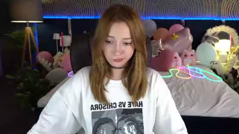 Snapshot of foxymayy chatting on 07/15/26, 06:07 Maya online show from 07/15/26, 06:07