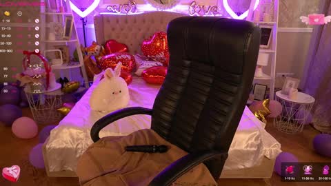 Snapshot of foxyshyyy chatting on 02/08/25, 10:29 Inna  online show from 02/08/25, 10:29