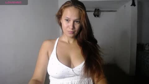 Snapshot of foxysweet08 chatting on 06/06/26, 04:50 Dulce online show from 06/06/26, 04:50