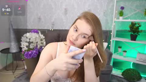 Kate online show from 01/18/26, 11:41