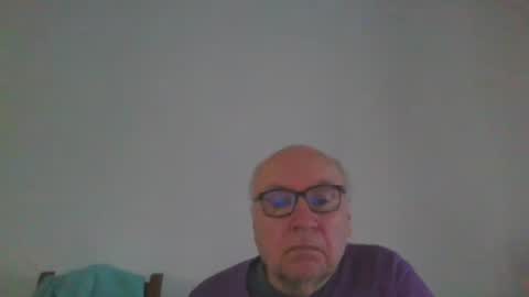 Snapshot of fra94 chatting on 03/18/26, 04:21 fra94 online show from 03/18/26, 04:21