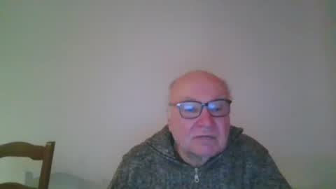 Snapshot of fra94 chatting on 03/23/26, 08:13 fra94 online show from 03/23/26, 08:13
