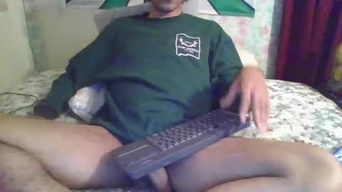 Snapshot of fragging chatting on 03/17/26, 02:05 fragging online show from 03/17/26, 02:05