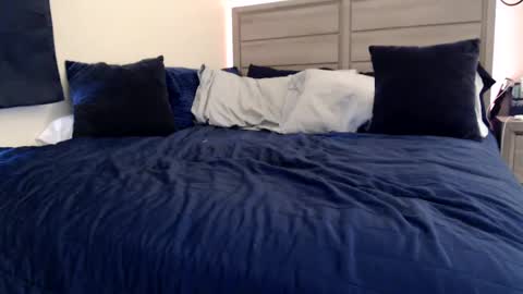 Angel online show from 12/05/24, 06:44