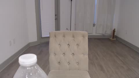 Angel online show from 02/11/25, 01:31