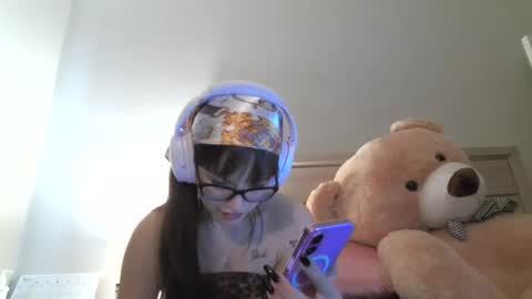 Angel online show from 03/13/26, 09:32