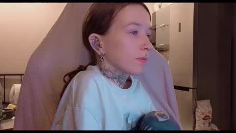 fran_bow online show from 11/24/25, 11:26