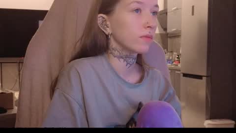 fran_bow online show from 02/12/26, 04:18