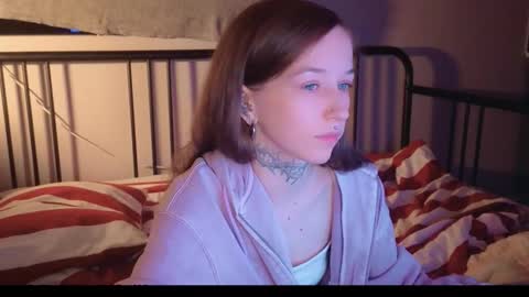 fran_bow online show from 03/23/26, 06:34