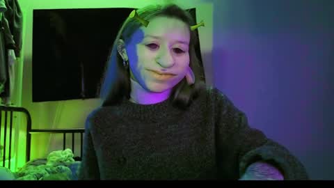 fran_bow online show from 04/10/26, 07:18