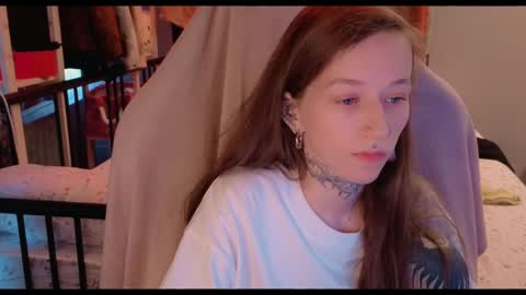 Snapshot of fran_bow chatting on 05/22/26, 02:55 fran_bow online show from 05/22/26, 02:55